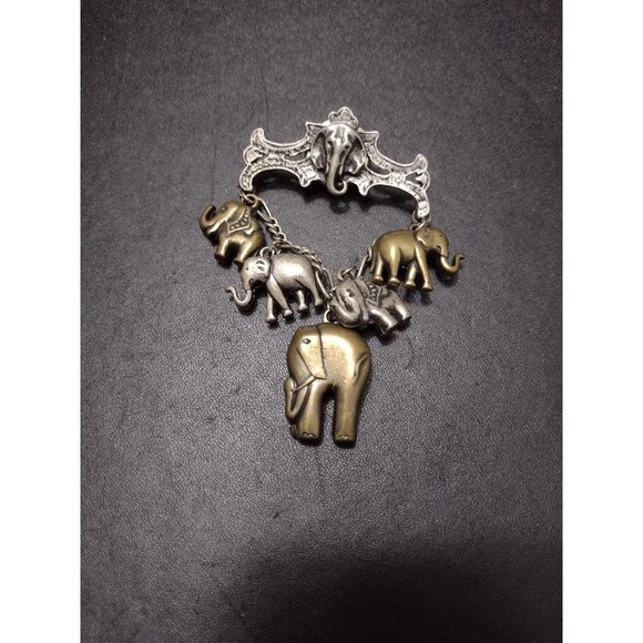 *Sale* Multi tone Elephant brooch - Picture 9 of 9